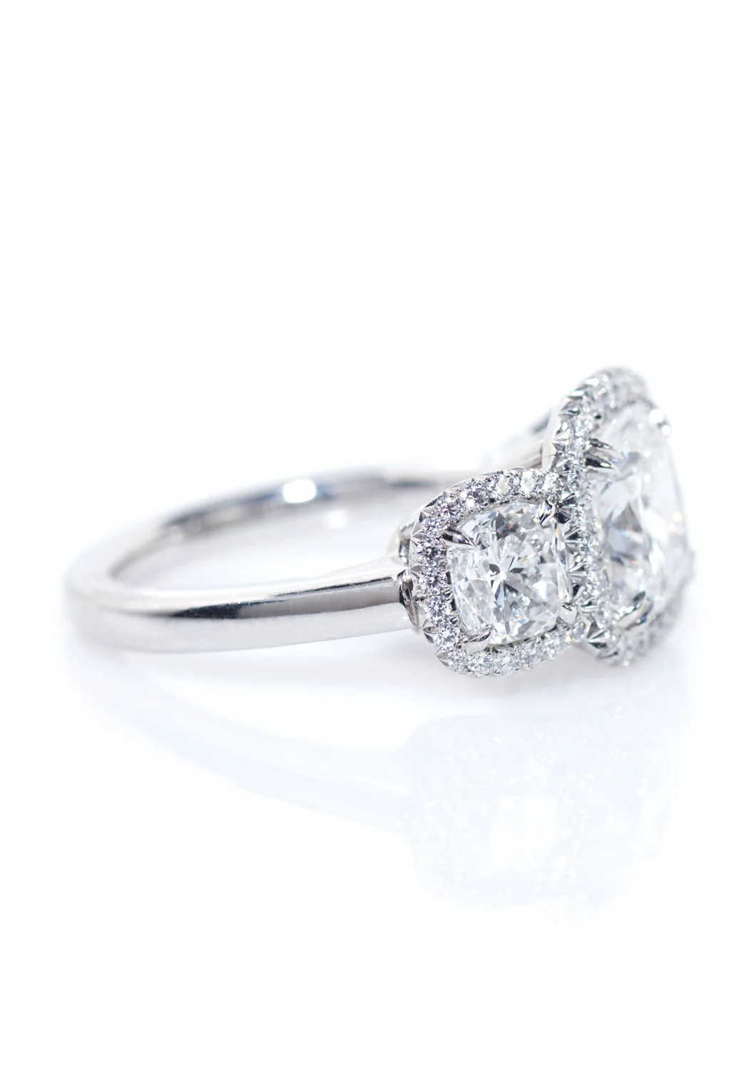 Rahaminov 3 Stone Cushion Cut Diamond Ring - Image 3