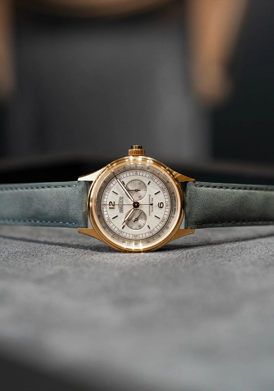 Angelus Chronographe Télémètre Yellow Gold White | LE15 | SOLD OUT - Image 6