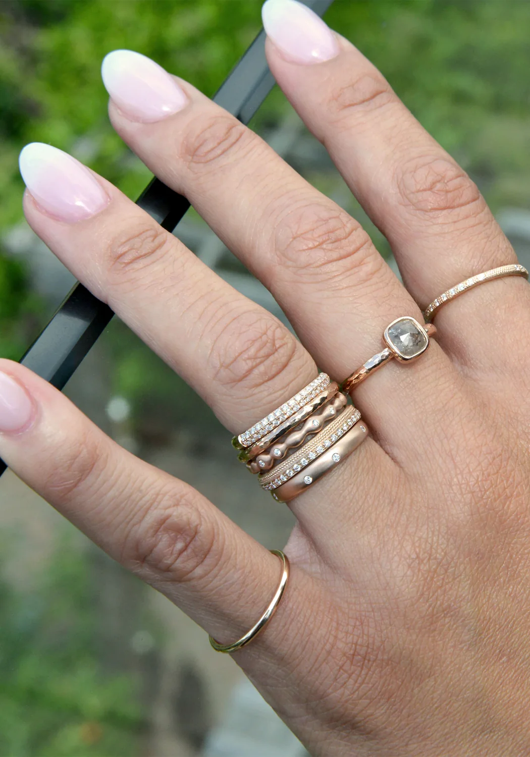 Anne Sportun 18K White Gold Hammer Finish Band - Image 3