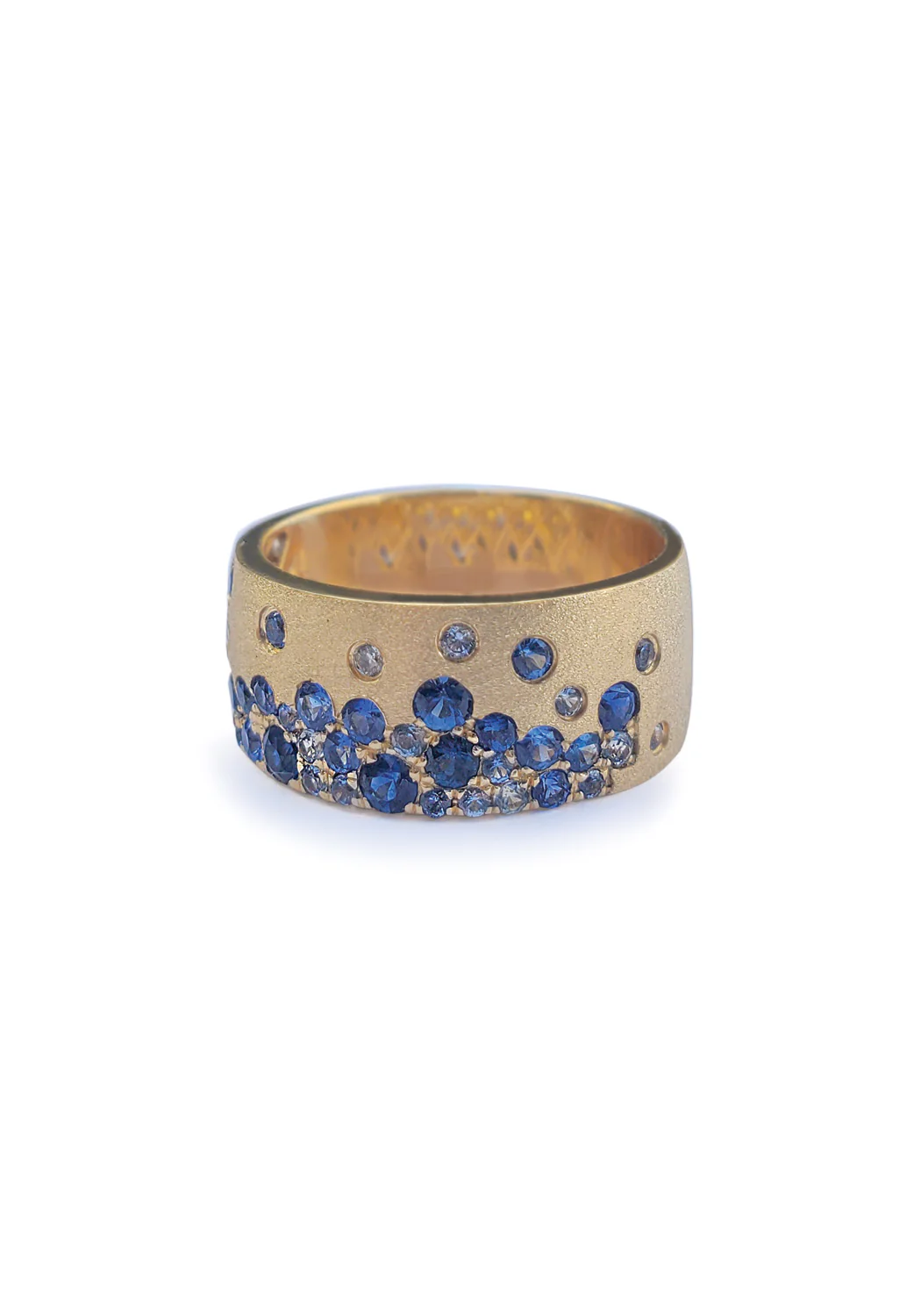 Dilamani 14K Yellow Gold Confetti Sapphire Cigar Band