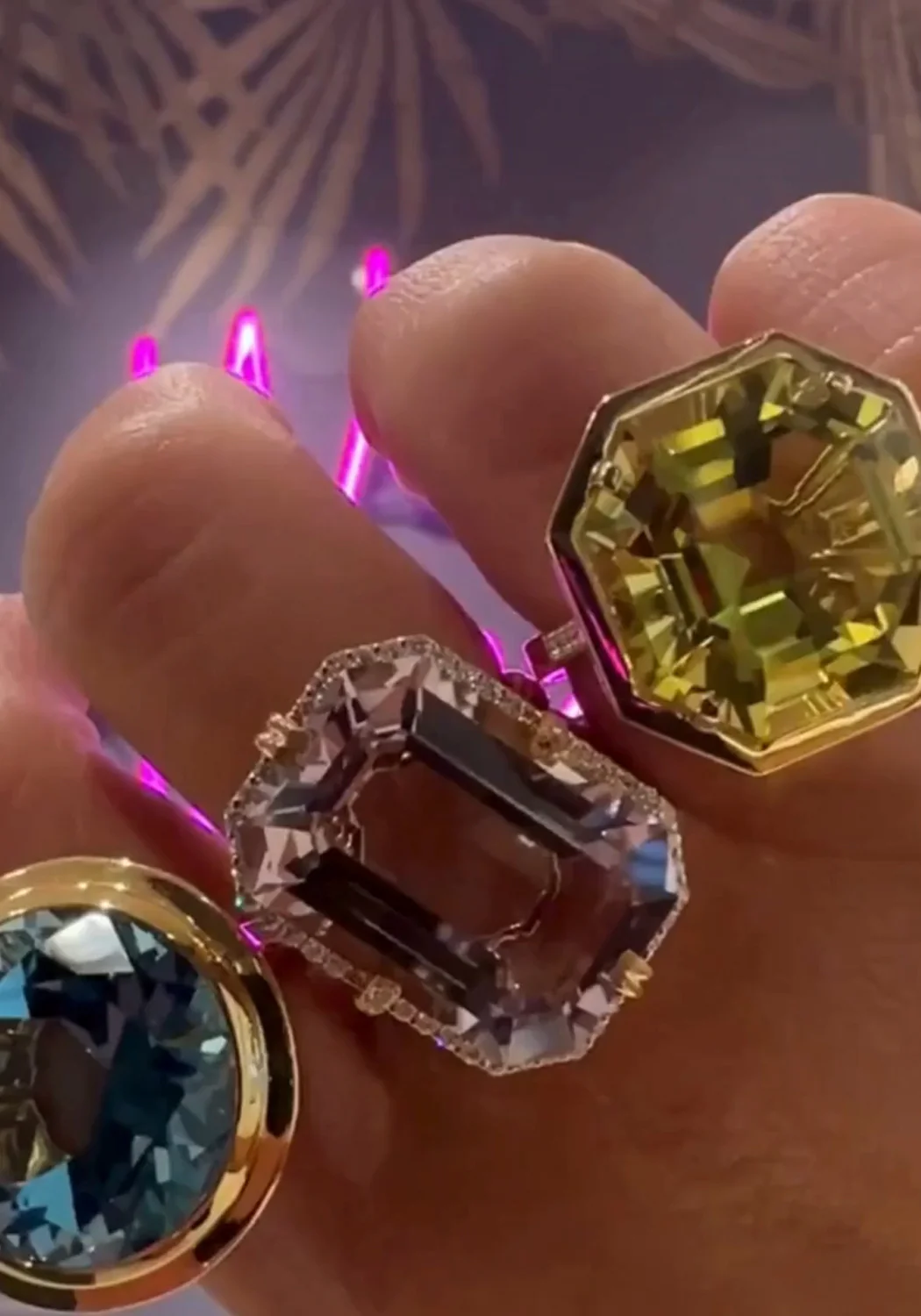 Goshwara Gossip 18KRG Diamond & Emerald Cut Lavender Amethyst Ring - Image 3