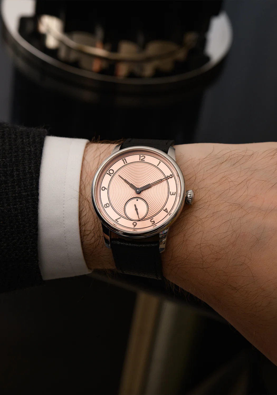 Louis Erard x The Horophile La Petite Seconde Metropolis Salmon | LE59 - Image 3