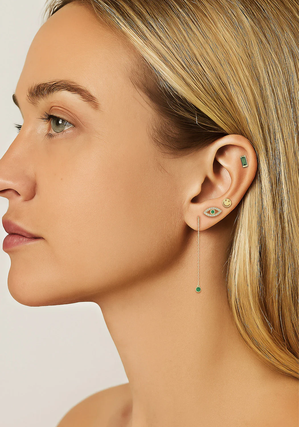 MO & ME 14KYG Smiley Face Stud Earrings - Image 3