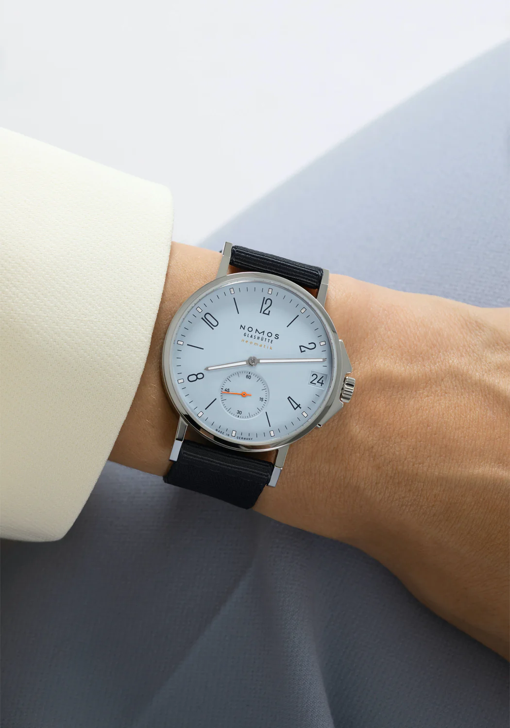 NOMOS Ahoi Neomatik 38 Date Sky | Ref. 516-526 - Image 2