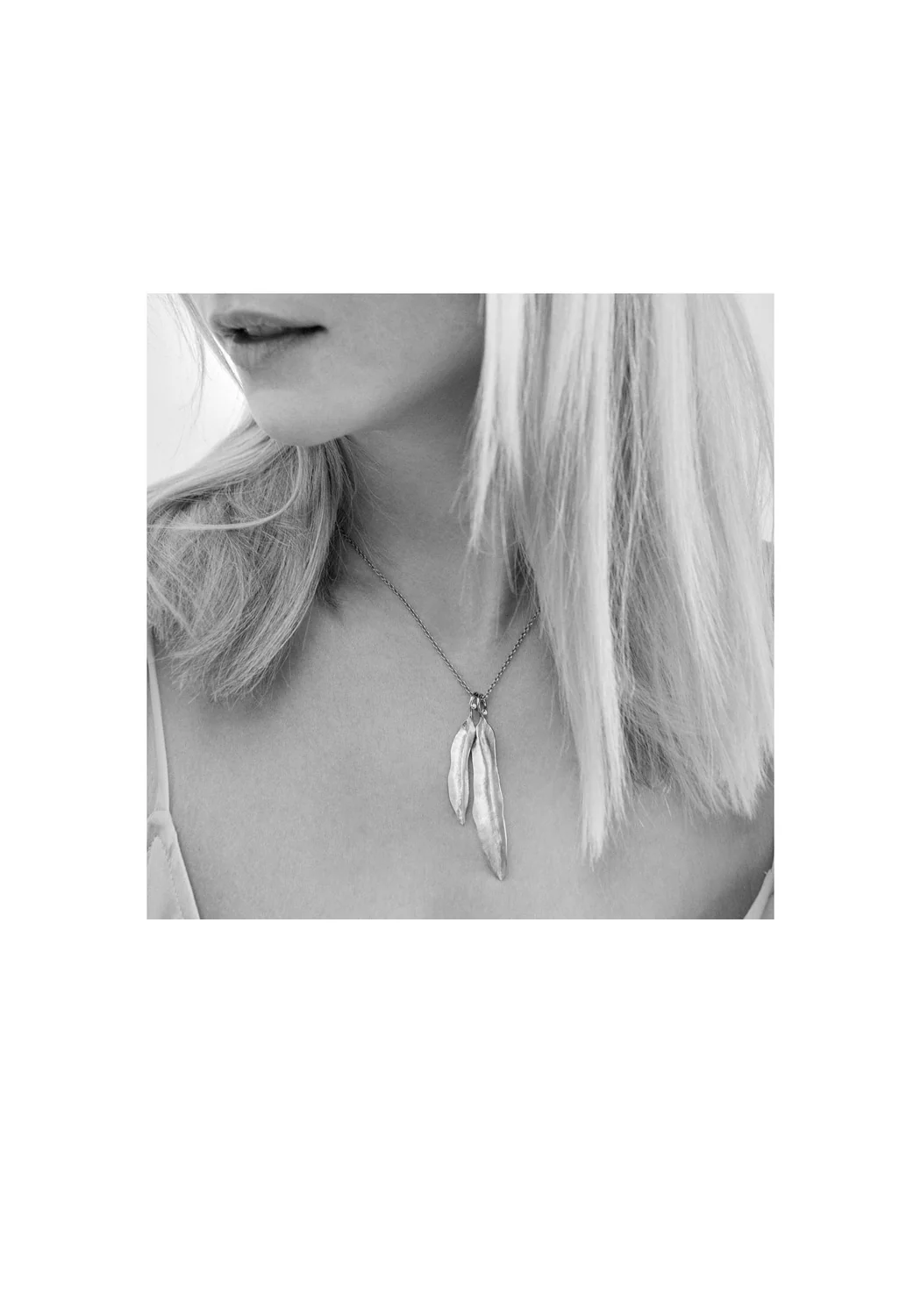 Ole Lynggaard Leaves 18KYG Leaf Pendant | 4.5cm - Image 3