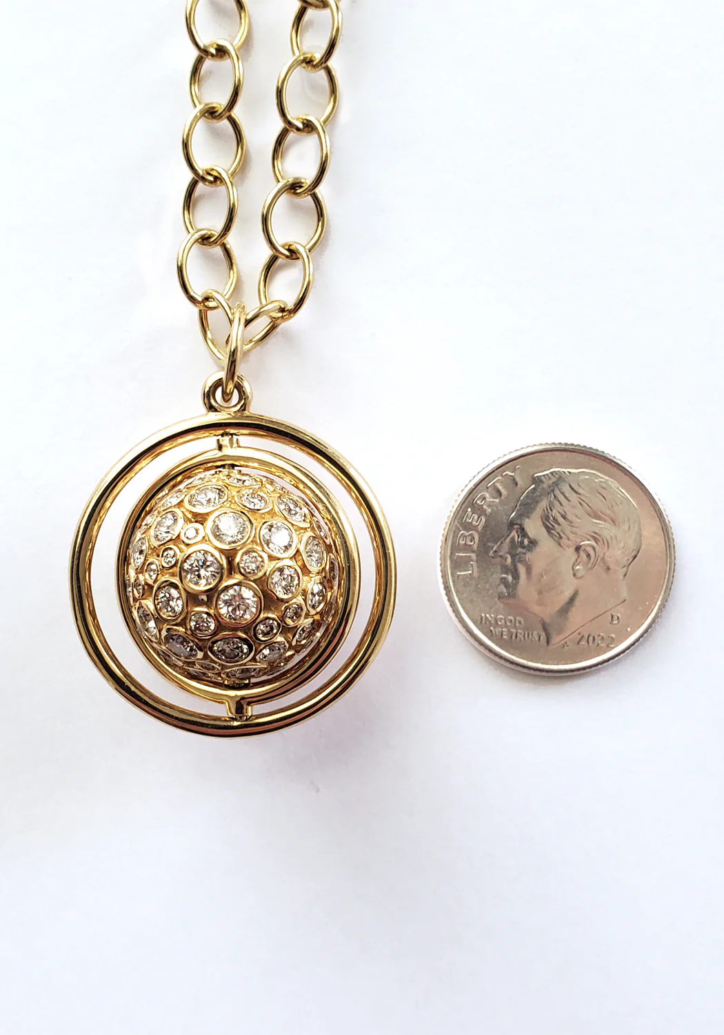 Oster Collection 18KYG Swivel White Diamond Ball Pendant - Image 3