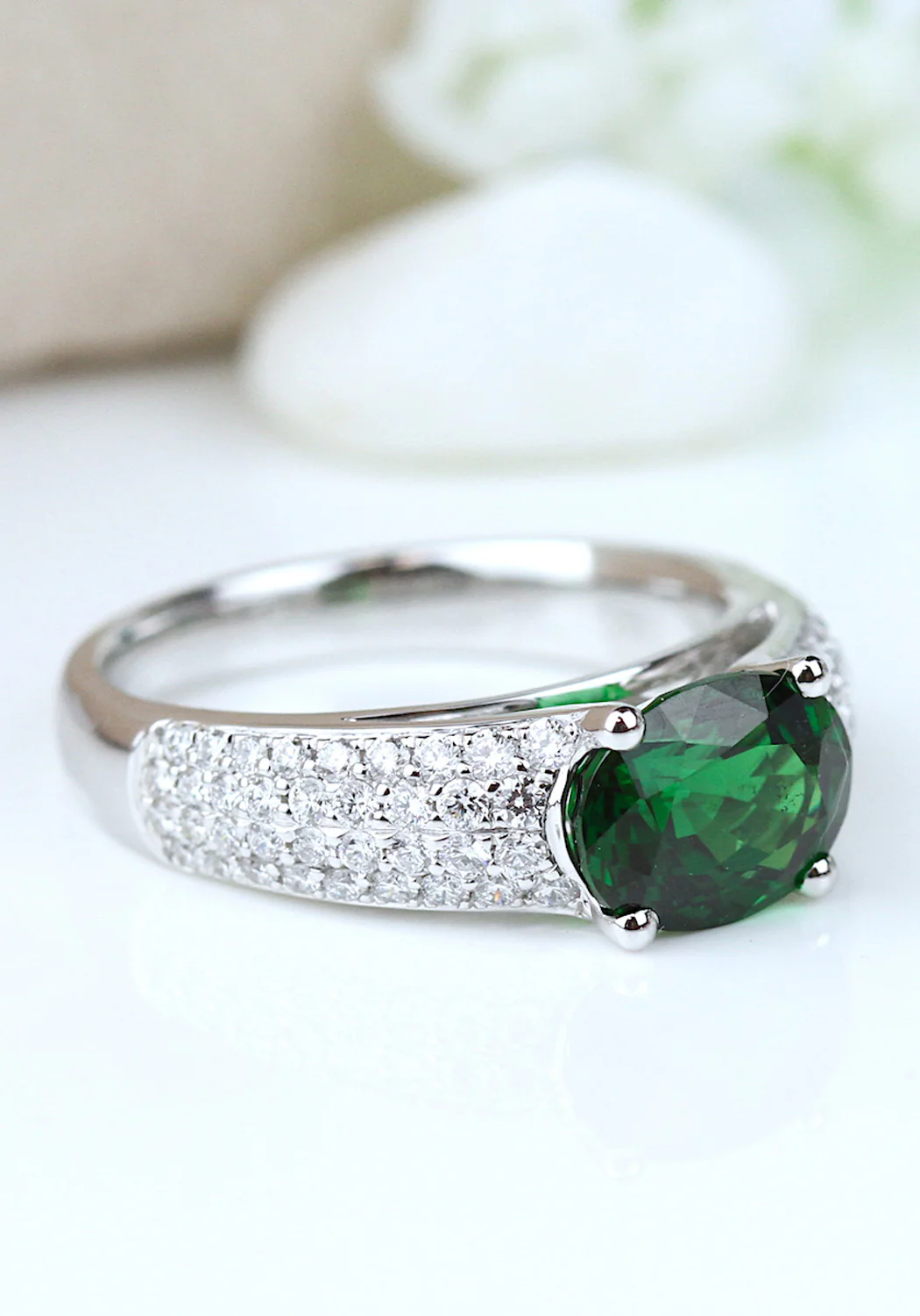 Parade Design 18K White Gold Diamond & Oval Tsavorite Ring - Image 4