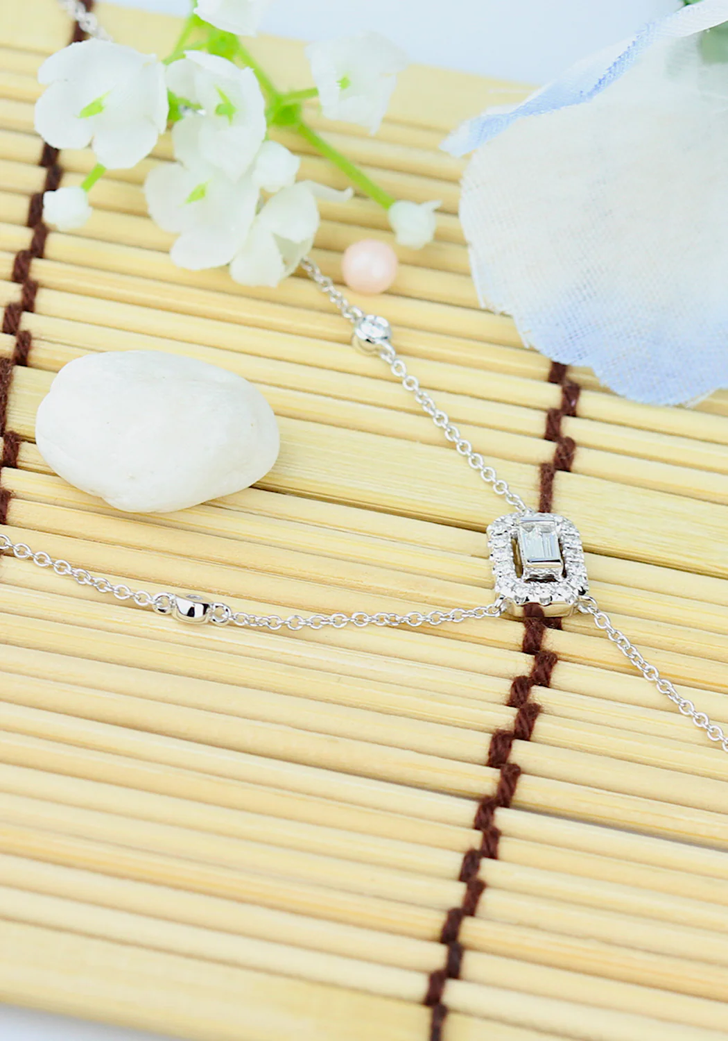 Parade Design 18K White Gold Diamond Lariat Necklace - Image 2