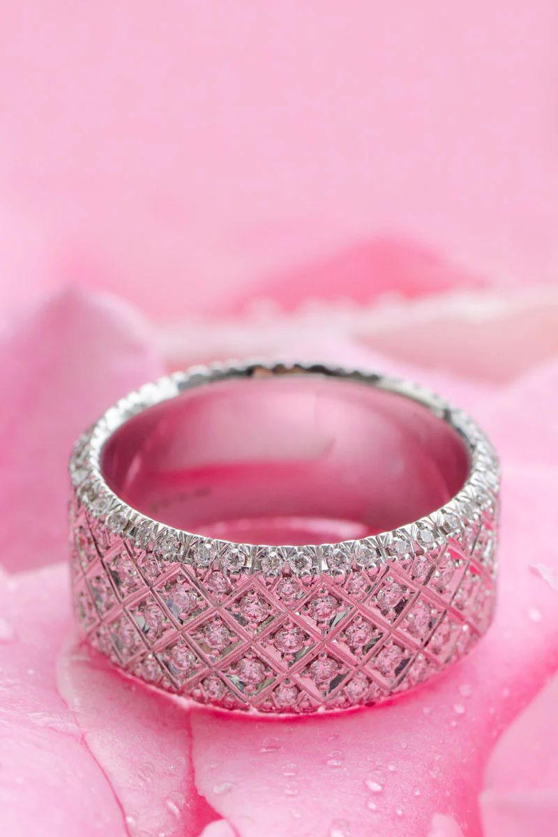 Rahaminov 18KWG Wide Geometric Pavé Diamond Band - Image 4