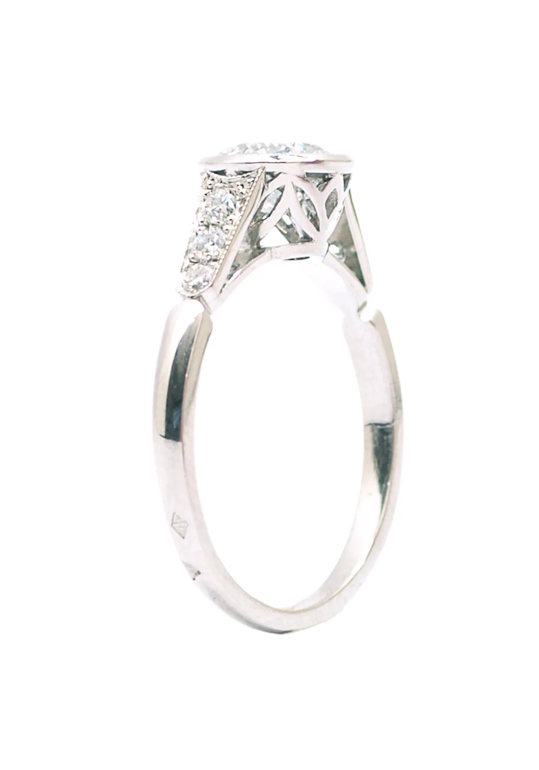 Sébastien Barier Platinum Bezel Round Diamond Ring - Image 3