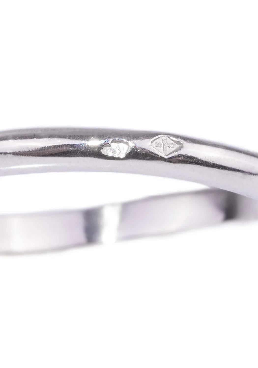 Sébastien Barier Platinum .16ctw Diamond Curved Band - Image 5