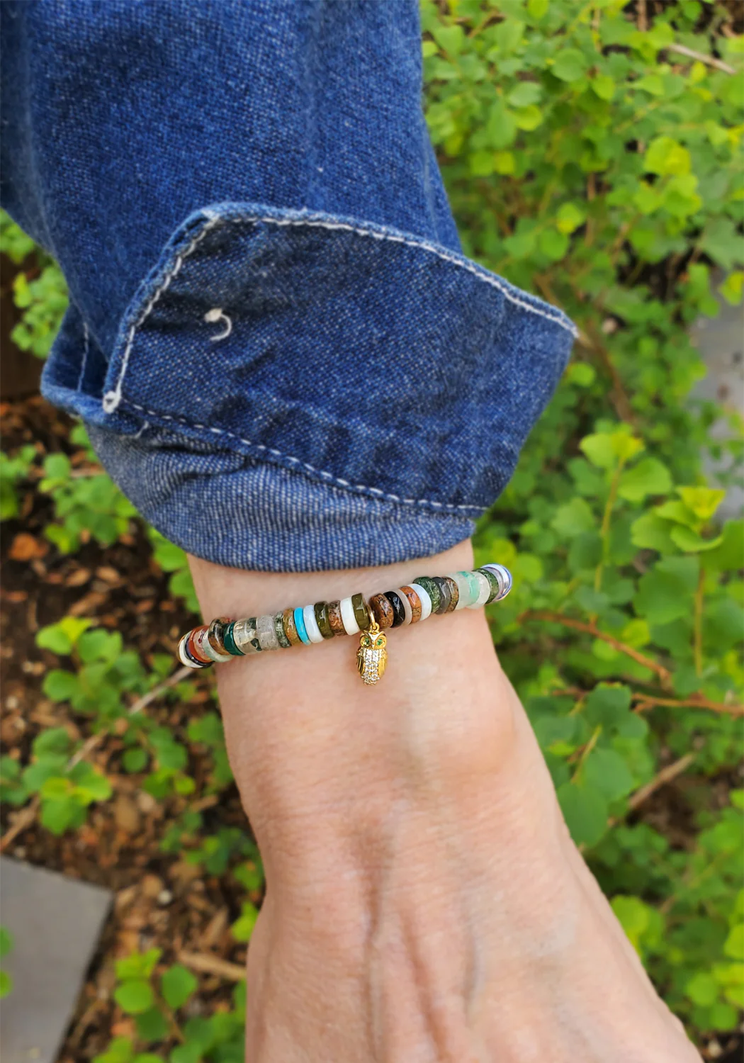 Sydney Evan 14KYG Diamond Owl Rainbow Heishi Bead Bracelet - Image 2