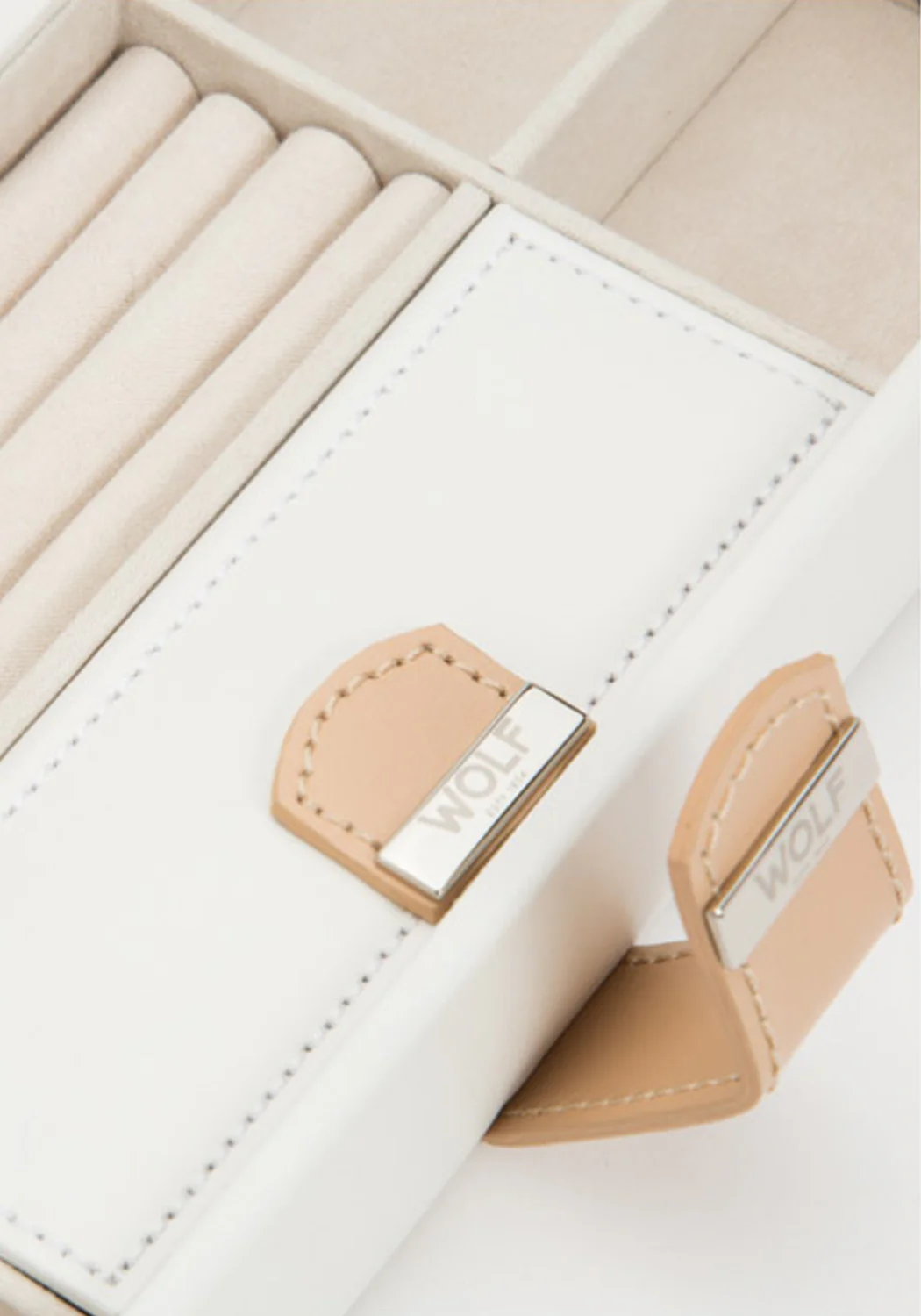 Wolf Blossom White Leather Safe Deposit Jewelry Box - Image 5